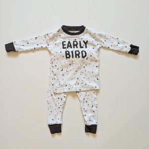 Carter's Early Bird pajama set size 12 months EUC